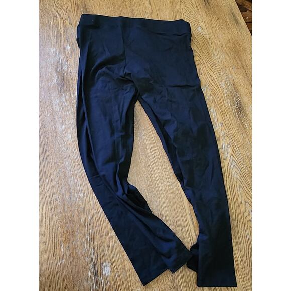 Bundle of Motherhood Maternity Leggings - Picture 2 of 6